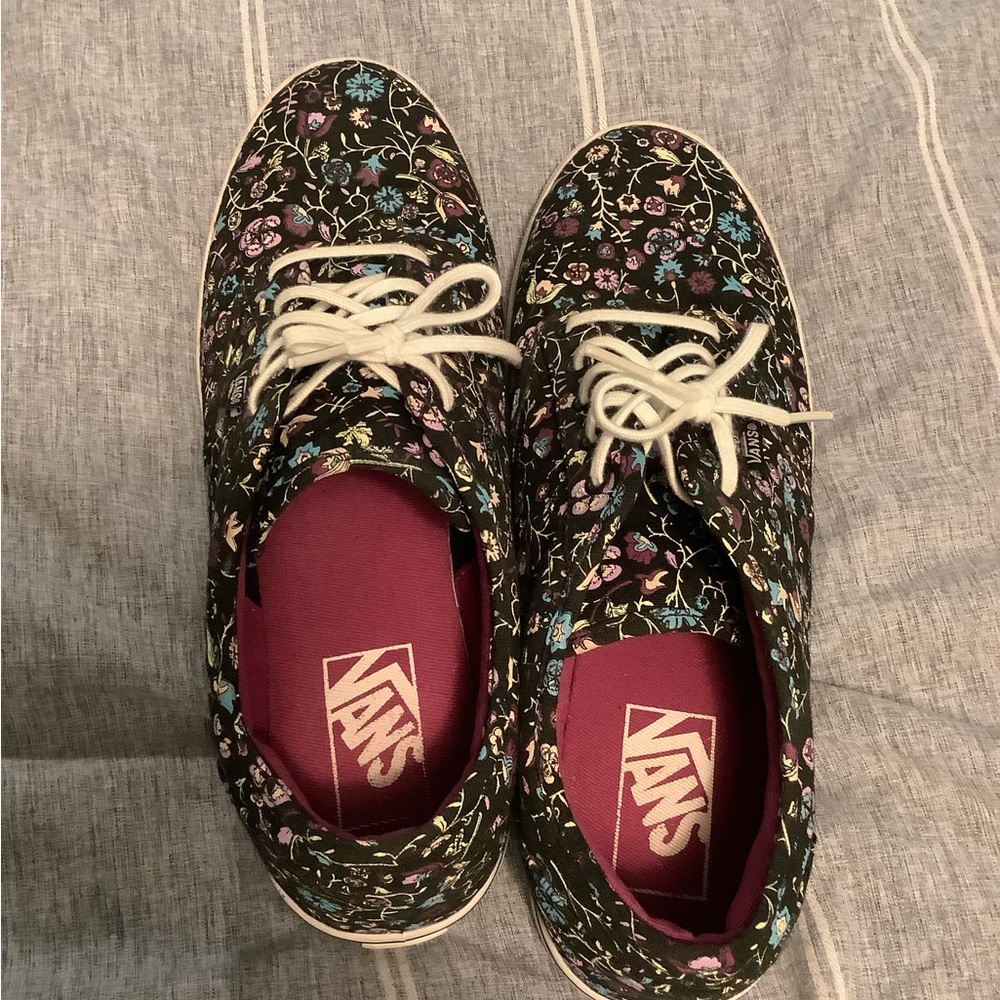 Vans Women's Black Floral Sneakers - Picture 3 of 6